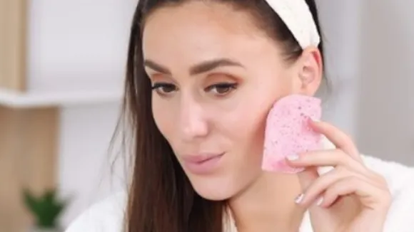 Makeup remove Featured