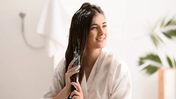  Remove dryness of hair in rainy season with these homemade Hair Packs