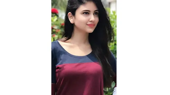 Girl(APKPure).png