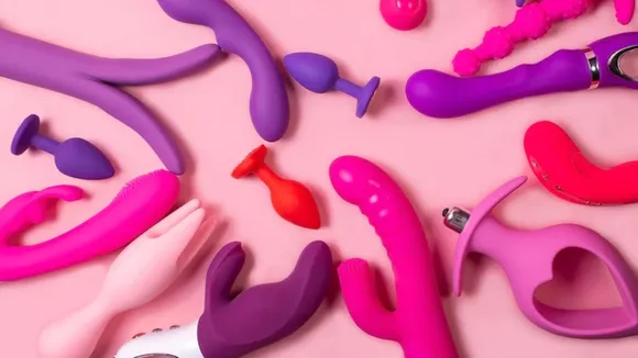 sex toys (Freepik)