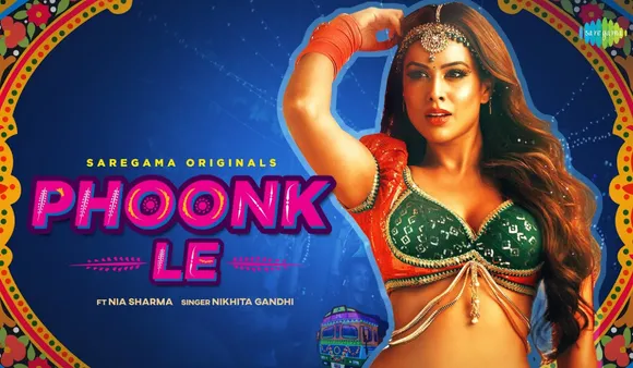 Nia Sharma gets trolled: निया शर्मा ने 'फूंक ले' पर ऑटो-रिक्शा ड्राइवर के साथ डांस किया, हुई ट्रोल्स