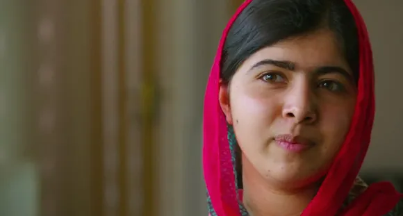 Malala Yousafzai On Hijab Controversy: मलाला युसुफ़ज़ई ने ट्वीट किया "हिजाब की वजह से कॉलेज में एंट्री न देना डरावना है"