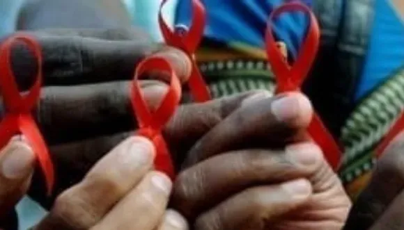 Myths About HIV: HIV/AIDS से जुड़े 5 मिथक और उनका सच