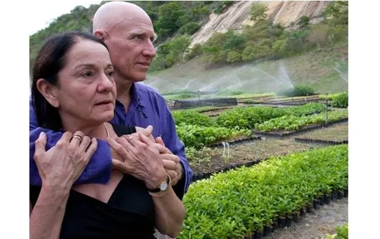 एक जोड़े ने 20 साल में 1,754 एकड़ का जंगल बनाया