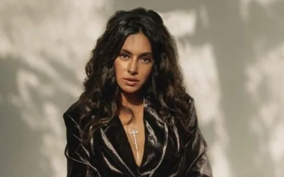 शिबानी दान्डेकर ने कुछ इस तरह किया बर्थडे सेलिब्रेट, बनवाया बॉयफ्रेंड के नाम का टैटू