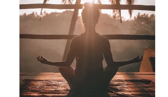 Waking Up Early: सुबह जल्दी उठने के फायदे