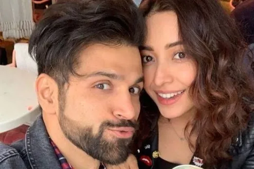 Asha Negi on Her Break-up : आशा नेगी ने रित्विक से ब्रेकअप के बाद तोड़ी चुप्पी