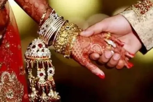 शादी के बाद नाम बदलने या न बदलने से, मैरिटल स्टेटस पर कोई असर नहीं : कोर्ट