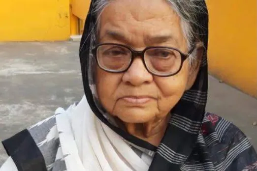 मिलिए शांति देवी से, जो नक्सल प्रभावित रायगढ़ में ज़िंदगियाँ बचा रही हैं