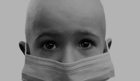 Cancer Patients: सर्दी का मौसम कैंसर के मरीजों के लिए क्यों कठिन है