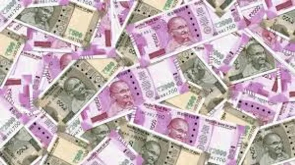 12 साल की लड़की ने कोरोना मरीज़ों के लिए 1.11 लाख का दिया दान