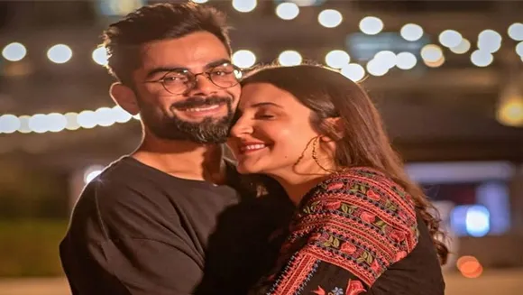 अनुष्का शर्मा अपनी बेटी वामिका संग पहुंची अहमदाबाद