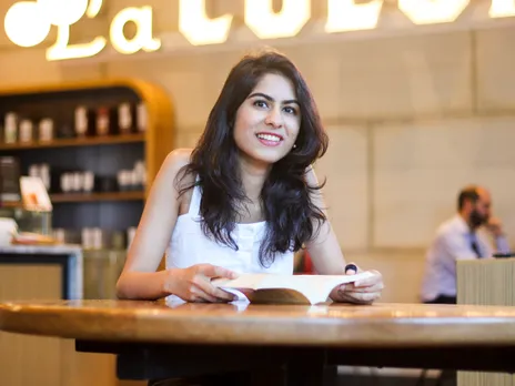 मिलिए न्यू-जनरेशन ऑथर सिमर मल्होत्रा से