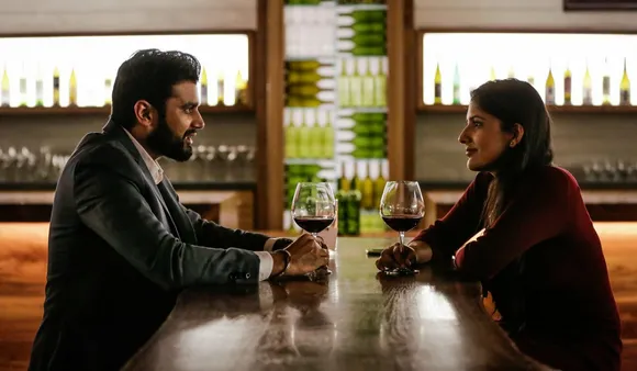 Online Dating Tips: अच्छे पार्टनर की तलाश है, तो अपनाएं यह 5 ऑनलाइन डेटिंग टिप्स