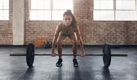 Importance Of Weightlifting For Women: 5 कारण क्यों महिलाओं को अपने वर्कआउट में वेटलिफ्टिंग को शामिल करना चाहिए