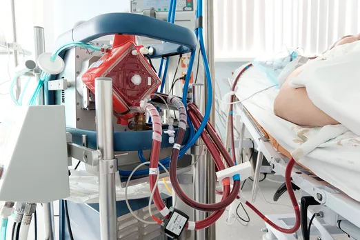 Covid-19 में ECMO: यह प्रक्रिया क्या है, और यह कैसे काम करती है?