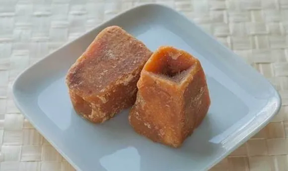 Benefits Of Jaggery: एक बार जरूर पढ़िए गुड़ के ये 5 बड़े फायदे