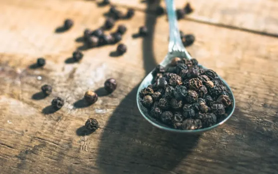 Benefits Of Black Pepper: एक बार जरूर पढ़िए काली मिर्च के यह 5 फायदे 