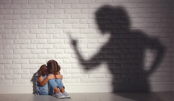 Stop Saying This To Your Child: पेरेंट्स को अपने बच्चों से यह 5 बातें कभी नहीं कहना चाहिए  