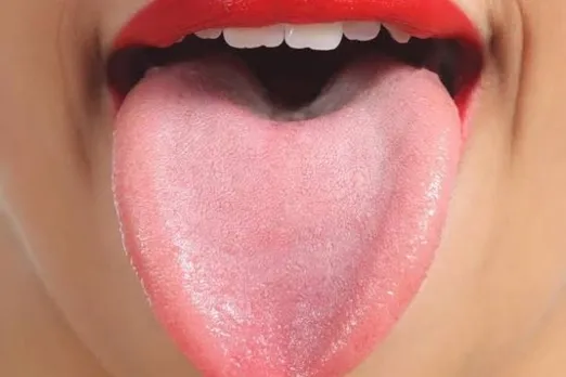 जानिए आपका जीभ आपके स्वास्थ्य के बारे में क्या बताता है ?
