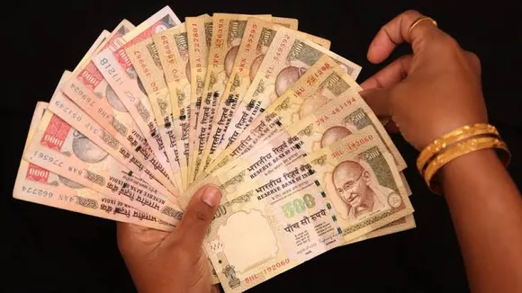 क्यों ज़रूरत है हमें खुद अपने पैसे संभालने की?