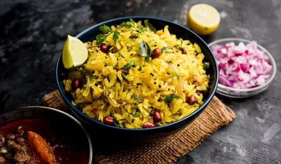Health Benefits Of Eating Poha: पोहा खाने के जबरदस्त  हेल्थ बेनिफिट्स