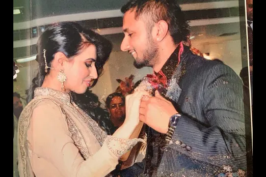 रैपर हनी सिंह घरेलु हिंसा मामले में सुनवाई के लिए पहुंचे कोर्ट: यहाँ जाने मामले से जुड़ी ये 10 बड़ी बातें