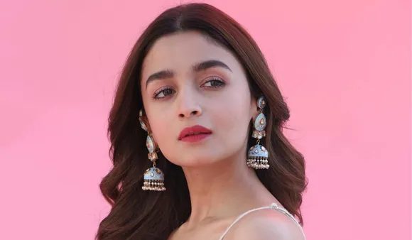 Alia Bhatt Career: कैसे रही आलिया भट्ट की एक्ट्रेस बनने की जर्नी? हाईवे, राज़ी और गली बॉय रही हिट फिल्में