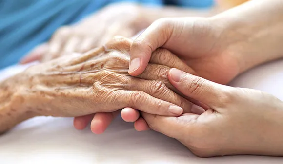 World Elder Abuse Awareness Day 2021: जानिए कोरोना के बीच इस दिन की सिग्नीफिकेन्स