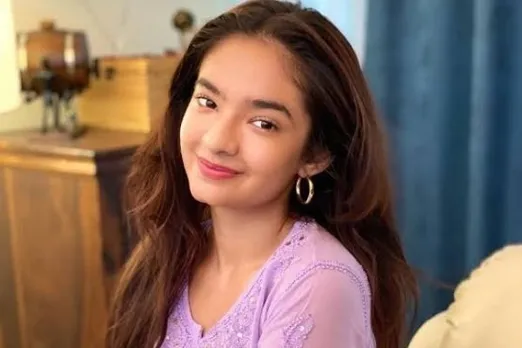 Khatron Ke Khiladi 11: अनुष्का सेन हुई कोरोना पॉजिटिव, खिलाड़ियों की बढ़ी चिंता