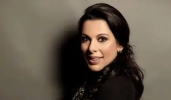 Pooja Bedi Corona Positive: पूजा बेदी कोरोना पॉजिटिव, कहा फिर भी कोरोना की वैक्सीन नहीं लेगी