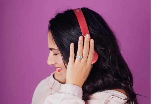 World Music Day 2021: कोरोनाकाल में रिलैक्स होने के लिए सुनिए ये Best 5 Songs