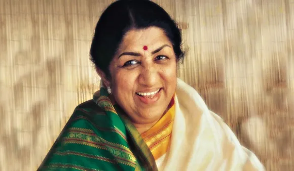 Lata Mangeshkar Health Improves: लता मंगेशकर की सेहत में हुआ सुधार, डॉक्टर ने अस्पताल में रहने की सलाह दी