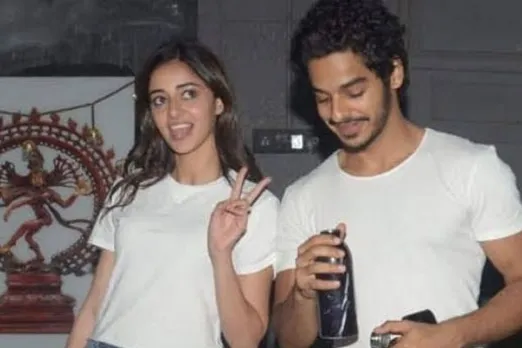 Ishaan Khatter ने कि Ananya Panday की फोटो शेयर, लिखा "Lil elf"