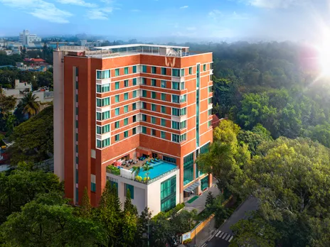 01 Facade 01