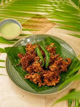Kanda Bhajji at Feast, Sheraton Grand Pune Bund Garden Hotel