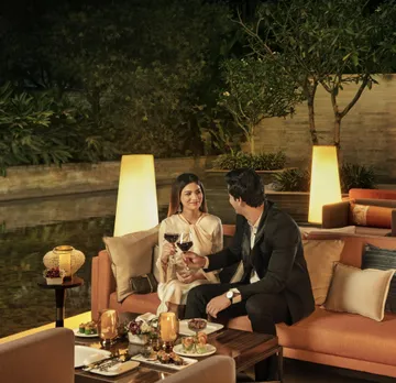 Alfresco Dining Lifestyle Shot-min