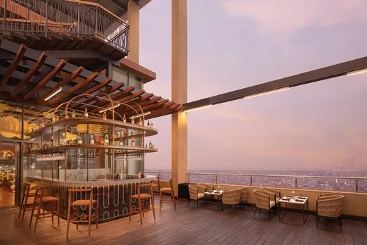 The Flying Trunk Novotel New Delhi City Centre (1)