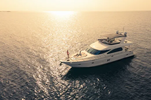 FS Private Island Maldives at Voavah Luxury Yacht (1)