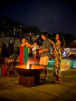 FIREPIT AND MARSHMALLOW