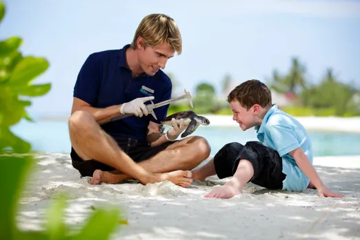 FS Kuda Huraa_Junior Marine Savers