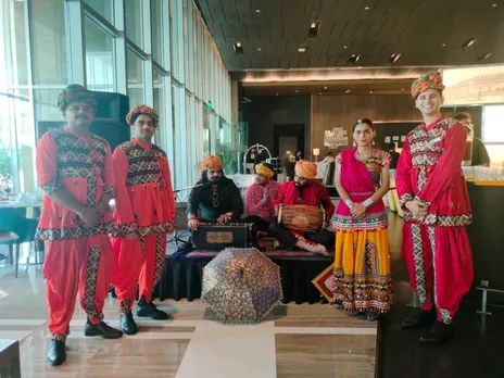 Brunch Coverage at Holiday Inn, Aerocity