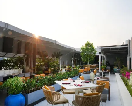 Chef Cyrus Daniels launches Ouro in Bengaluru 