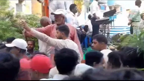 Chaos at TMC meeting: তৃণমূলের বিক্ষোভের জেরে বন্ধ বর্ধমান-কাটোয়া রাজ্য সড়ক