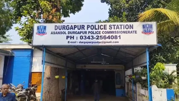 2 TMC leader arrested on charges of iron smuggling from Durgapur: দুর্গাপুর লোহা পাচার তৃণমূল নেতা গ্রেফতার