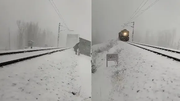 atal tunnel snow fall .