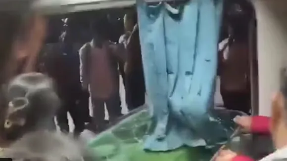 madhubani station train ac coach viral news