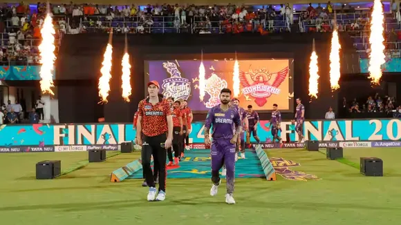 KKR-SRH: গতবার ফাইনালে দুই দলের মাঠে নামার দৃশ্য