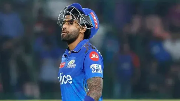 Surya Kumar Yadav Out: পার্ট টাইম বোলারের সামনে নতি স্বীকার করলেন সূর্যকুমার যাদব