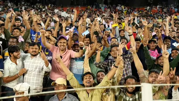 Supporters: শনিবারের ম্যাচ নিয়ে দর্শকদের মধ্যে উন্মাদনা ক্রমশ বাড়ছে